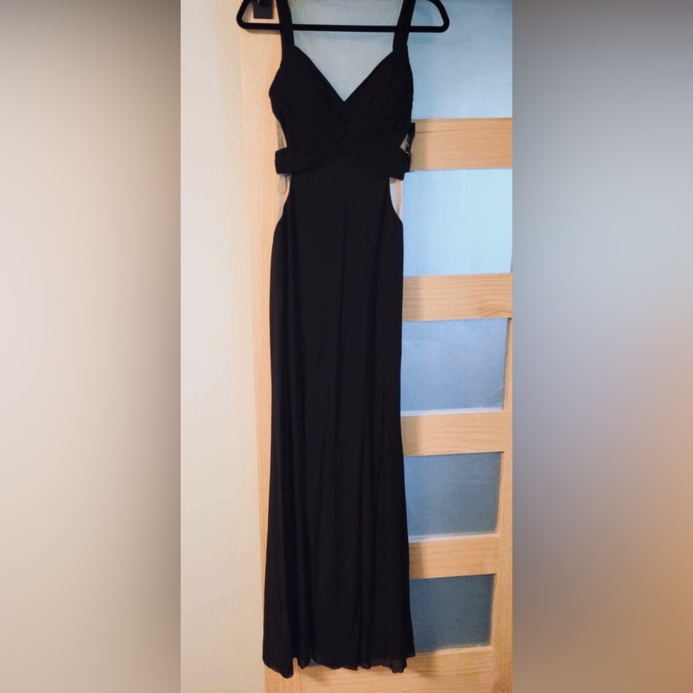Black backless gown dress La Femme Size 6 US